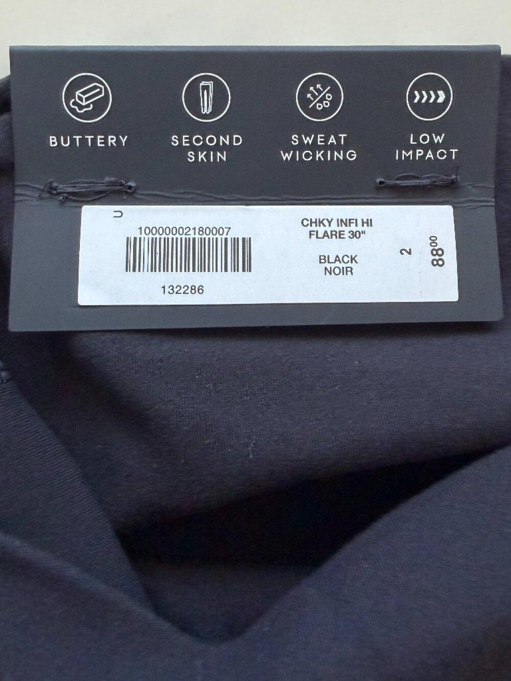 NWT Aritzia BUTTER Cheeky Infinite Hi Flare 30" Legging - Size 2 - Picture 7 of 8